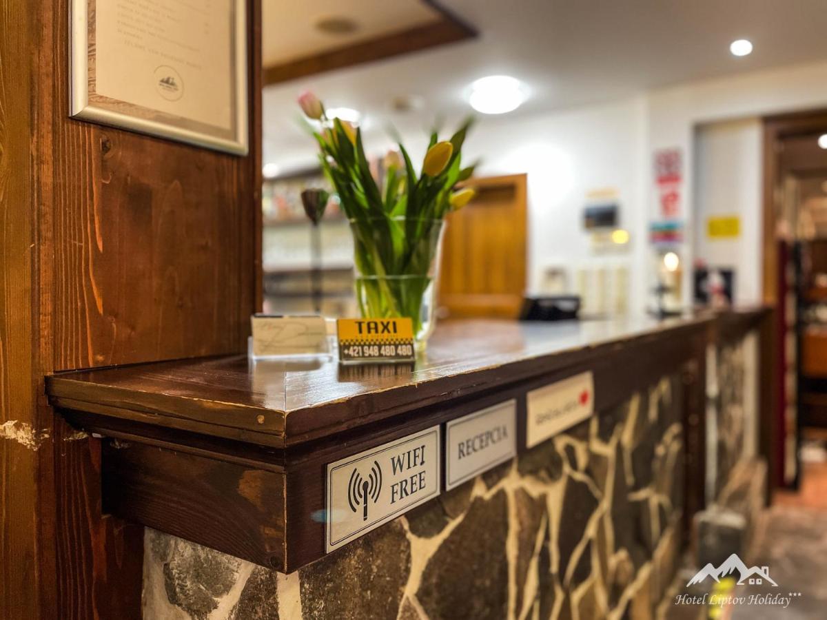 Hotel Liptov Holiday *** Liptovský Trnovec エクステリア 写真